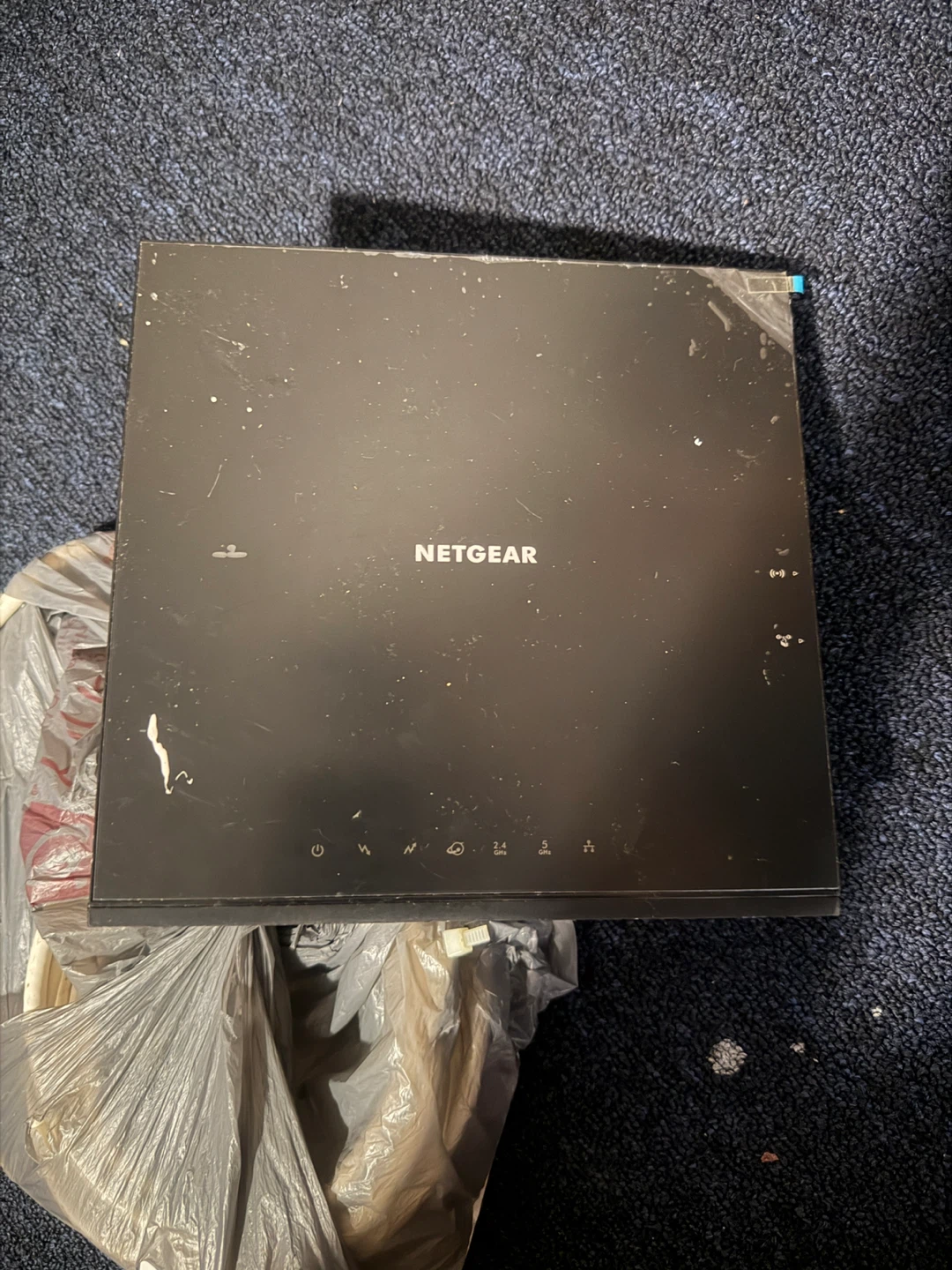 NETGEAR AC1600 WiFi Cable Modem Router - photo 2