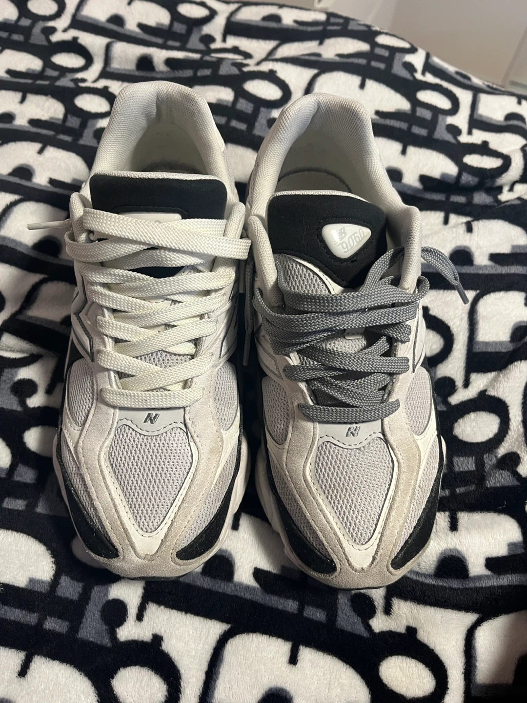 New Balance 9060 Sneakers