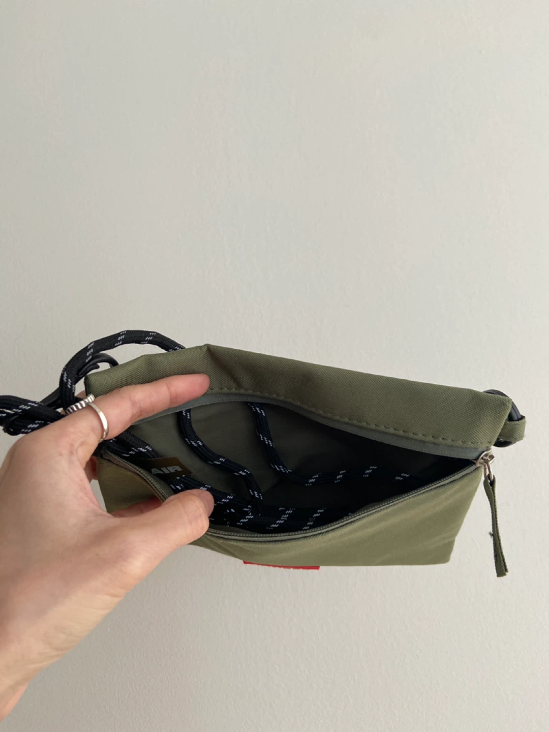 Hunter Small Pouch - Green - photo 2
