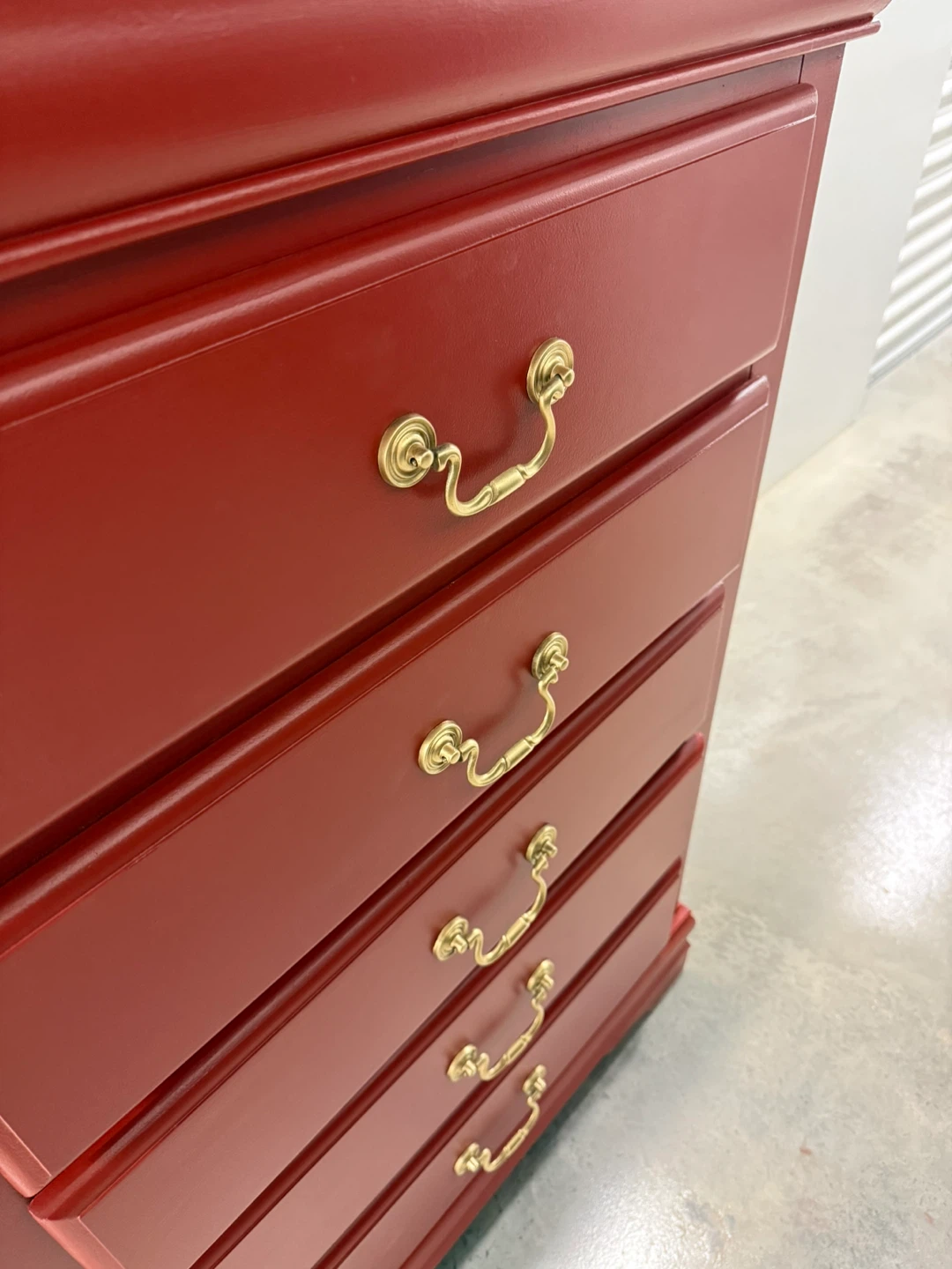 🚨Free Delivery NJ /NY Red Pepper Solid Wood Dresser - 5 Drawers - photo 4