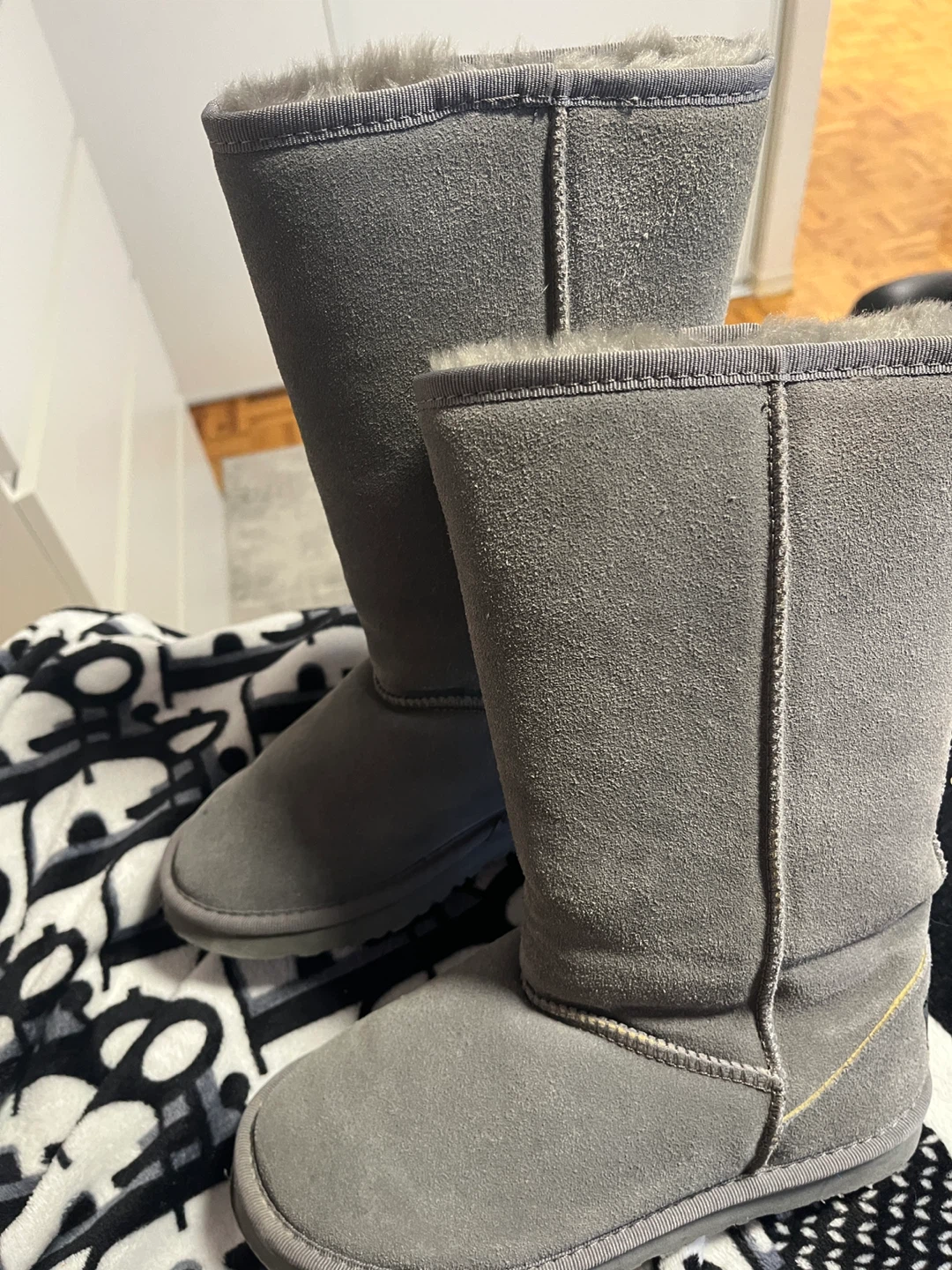 UGG Australia Grey Suede Sheepskin Boots