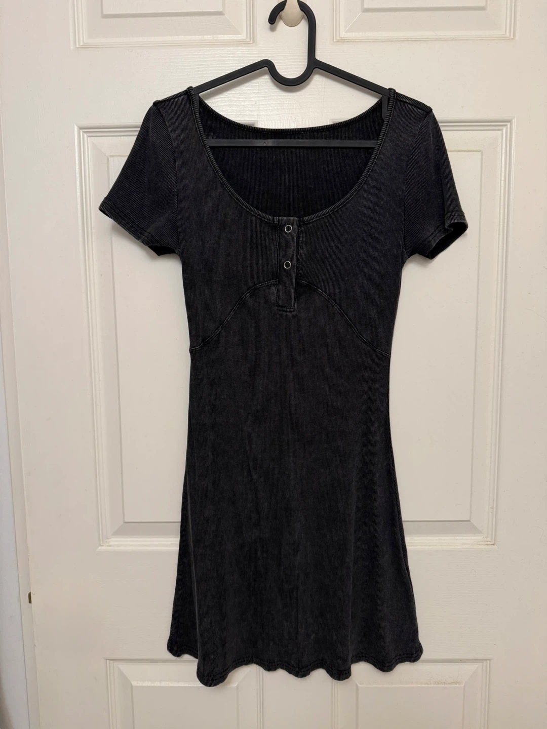 BN Grey Button-Up Short Sleeve Mini Dress- size small - photo 2