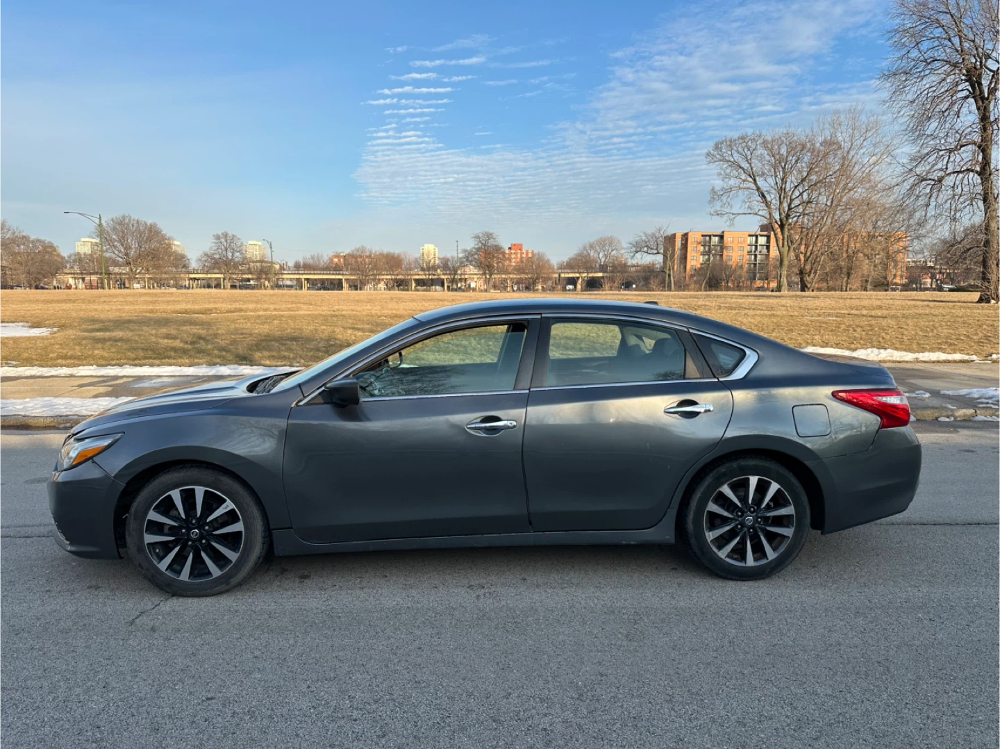 2018 Nissan Altima SV Sedan 100k Miles