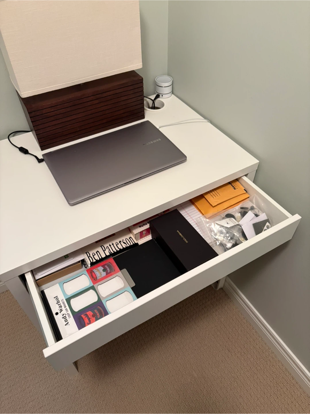 IKEA MICKE desk & VIMUND chair - photo 4