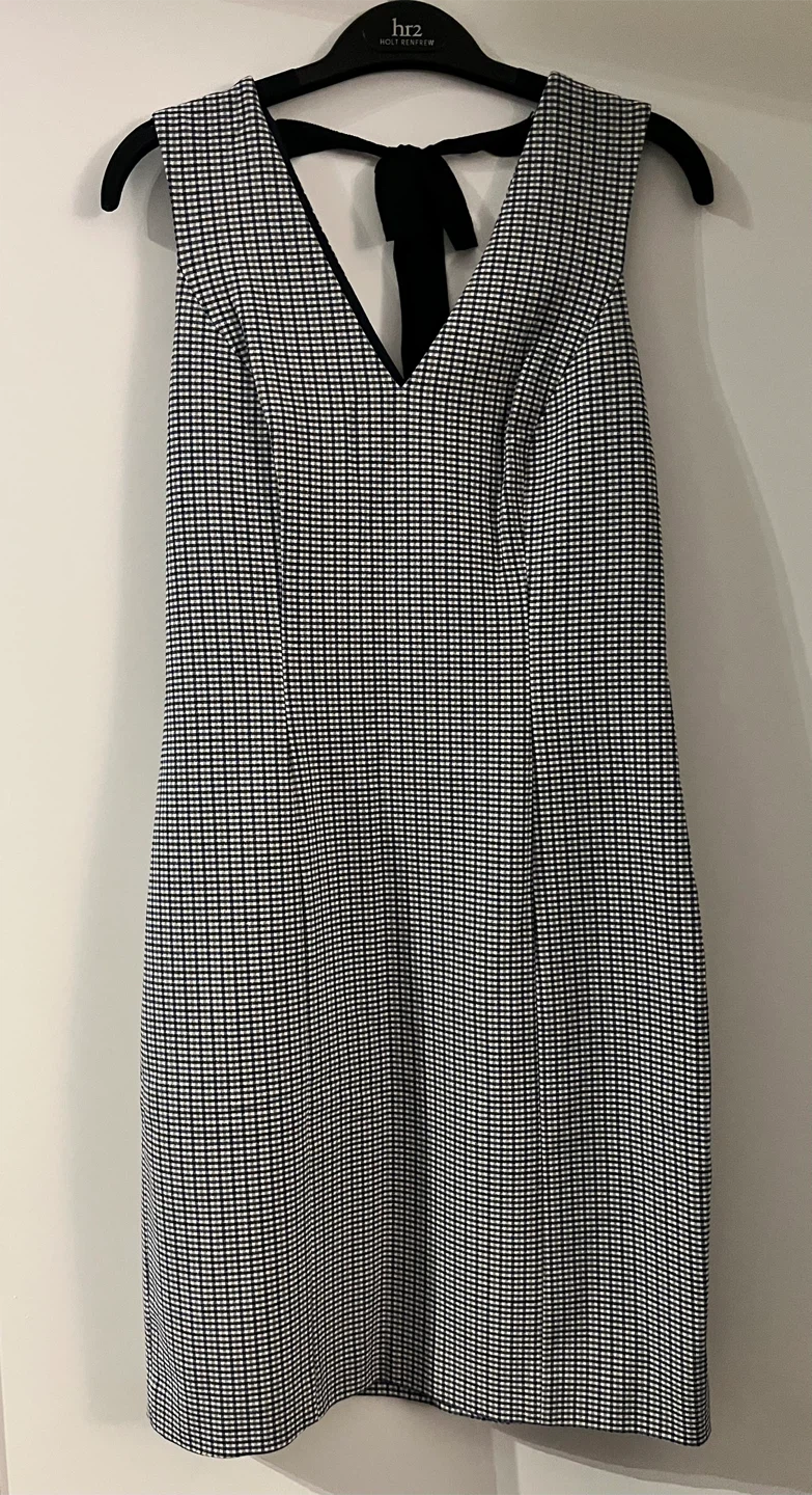 Banana Republic Sleeveless Sheath Dress Size 2