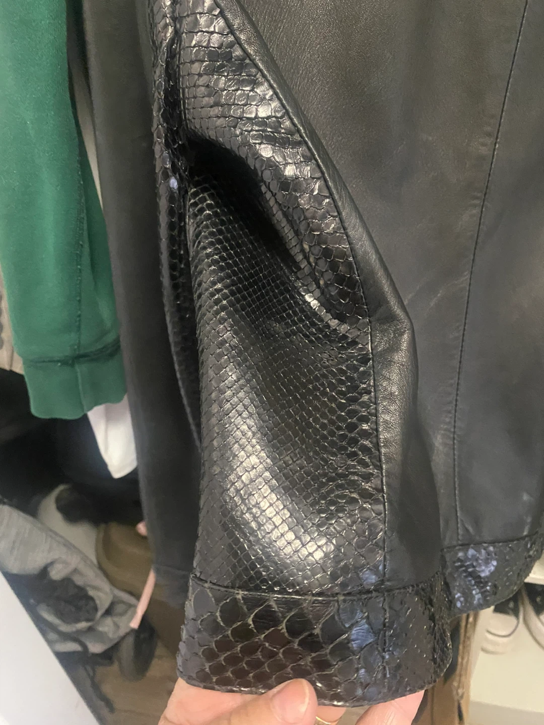 Gianni Versace Black Leather Jacket - photo 5