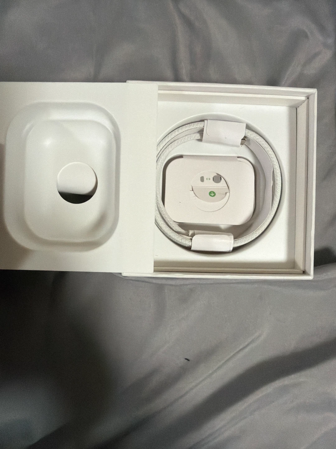 Apple AirPods Pro (2nd generation) - photo 4