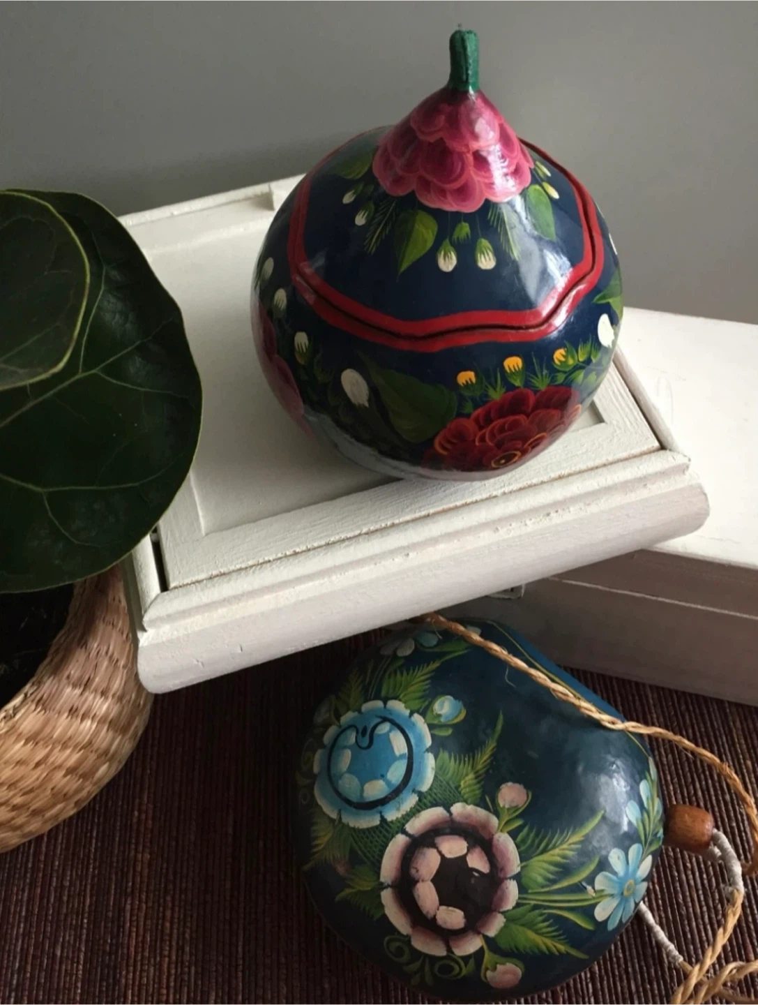 Planter and lidded box Vintage Hand-painted - photo 2