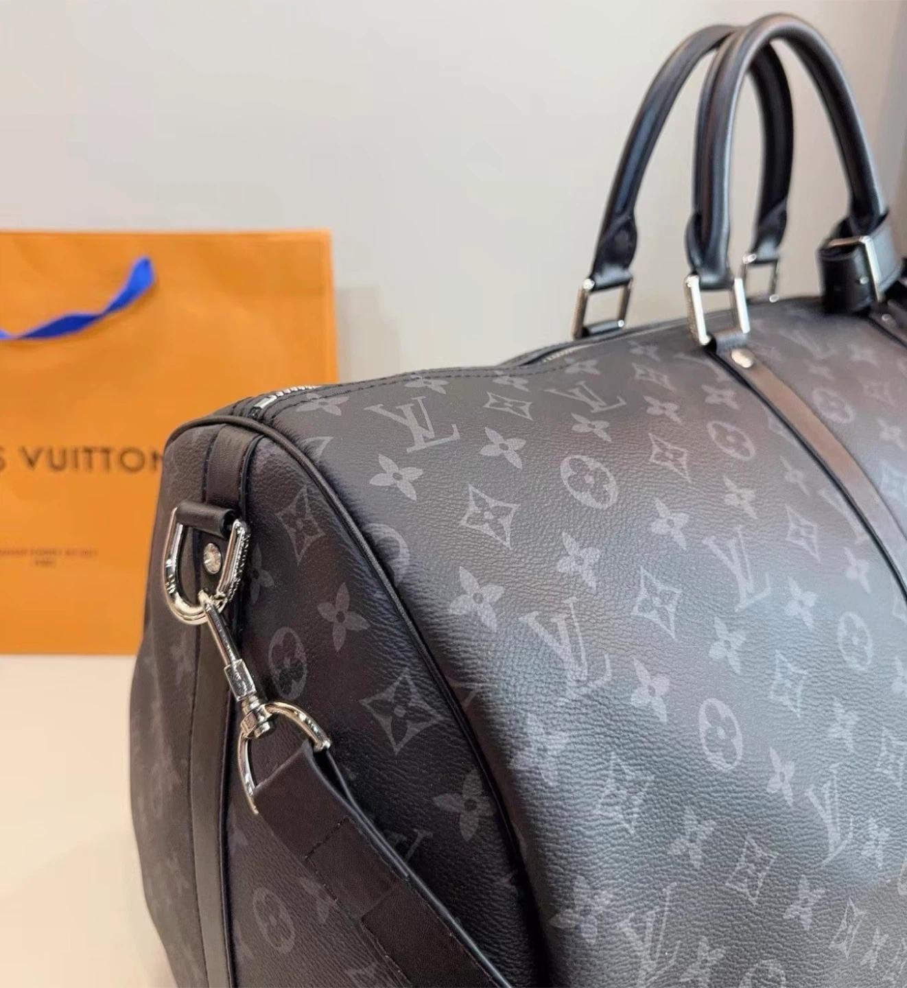 Louis Vuitton Keepall Duffle Bag - photo 5