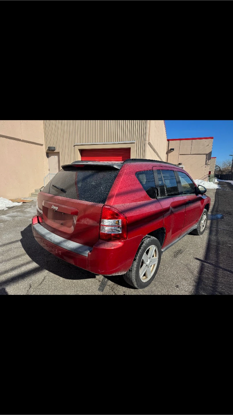 2010 Red Jeep Compass - photo 4