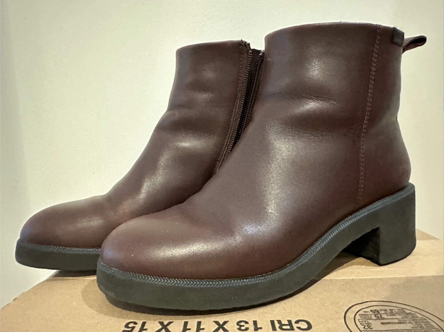 Camper - Ankle Boots Size 38 (7.5W) - photo 3