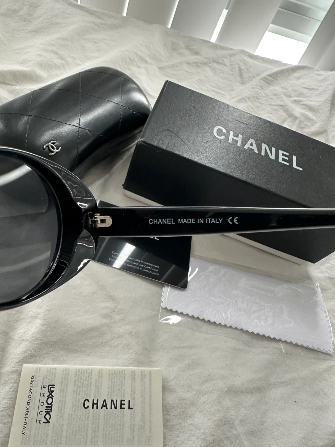 CHANEL Black Oval Sunglasses with Case and Box - photo 3