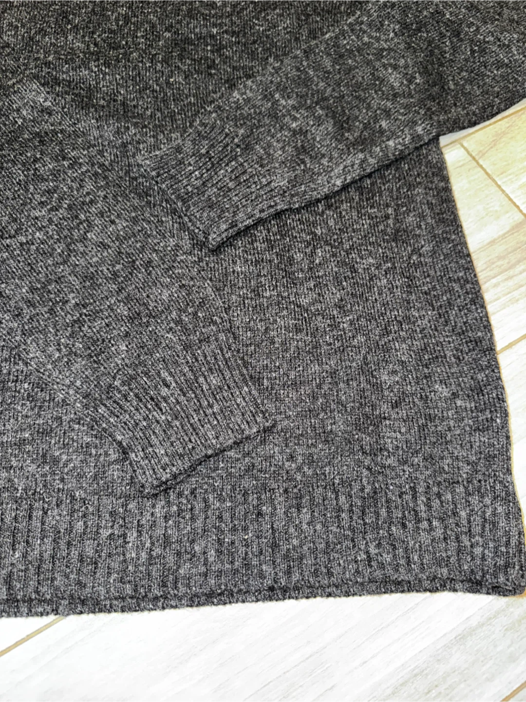 🏆 VINTAGE 2000s GAP Men's Gray Crewneck Sweater Size M - photo 5