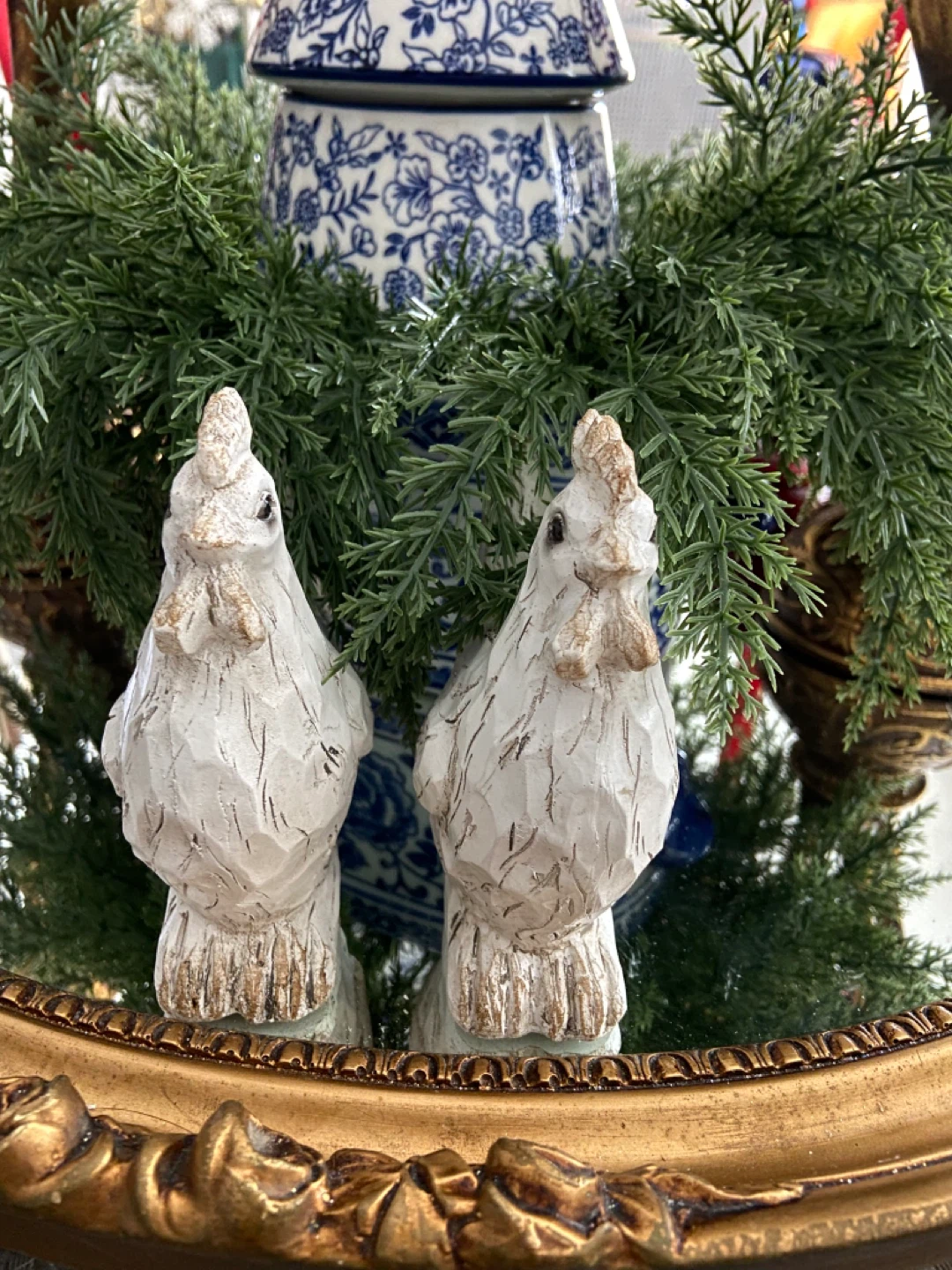 Pair of Farmhouse Chickens - photo 4
