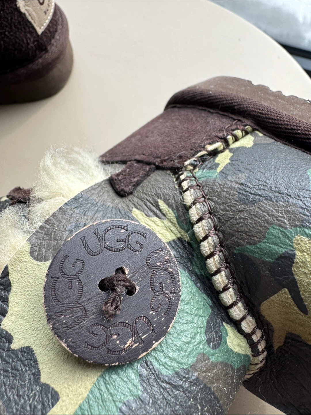 Ugg Australia Kids Camo Sheepskin Boots Size 24 - photo 3