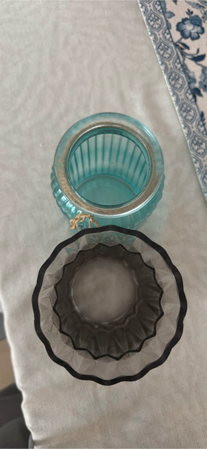 Two glass vases, teal and grey - photo 4