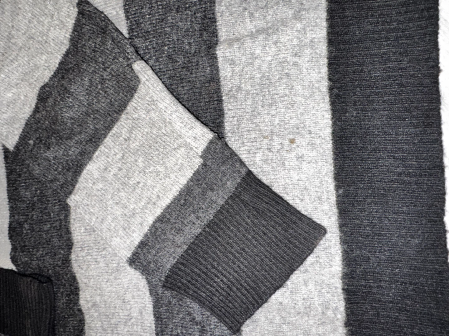 🏆VINTAGE 2000s EXPRESS Striped Lambswool Sweater Medium - photo 3