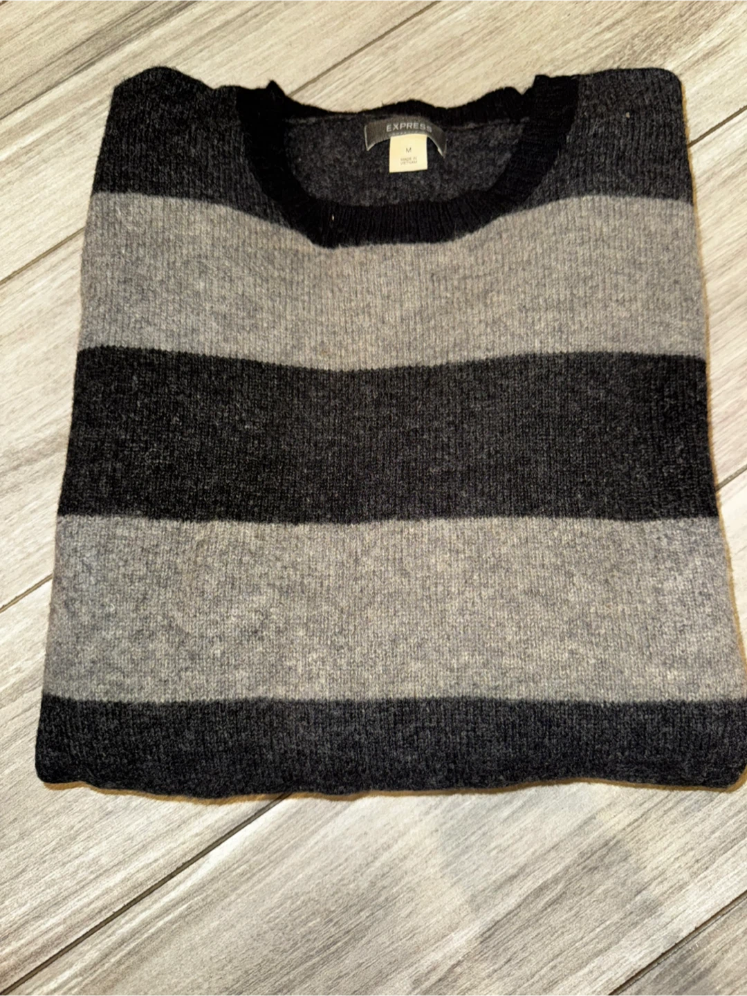 🏆VINTAGE 2000s EXPRESS Striped Lambswool Sweater Medium