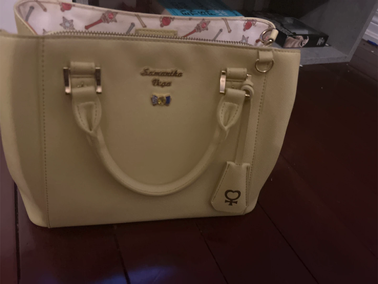 Sailor moon Series Official Samantha Vega sailor Venus Handbag - photo 3