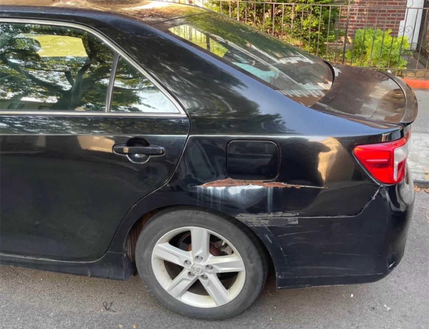 2014 Black Toyota Camry - photo 4