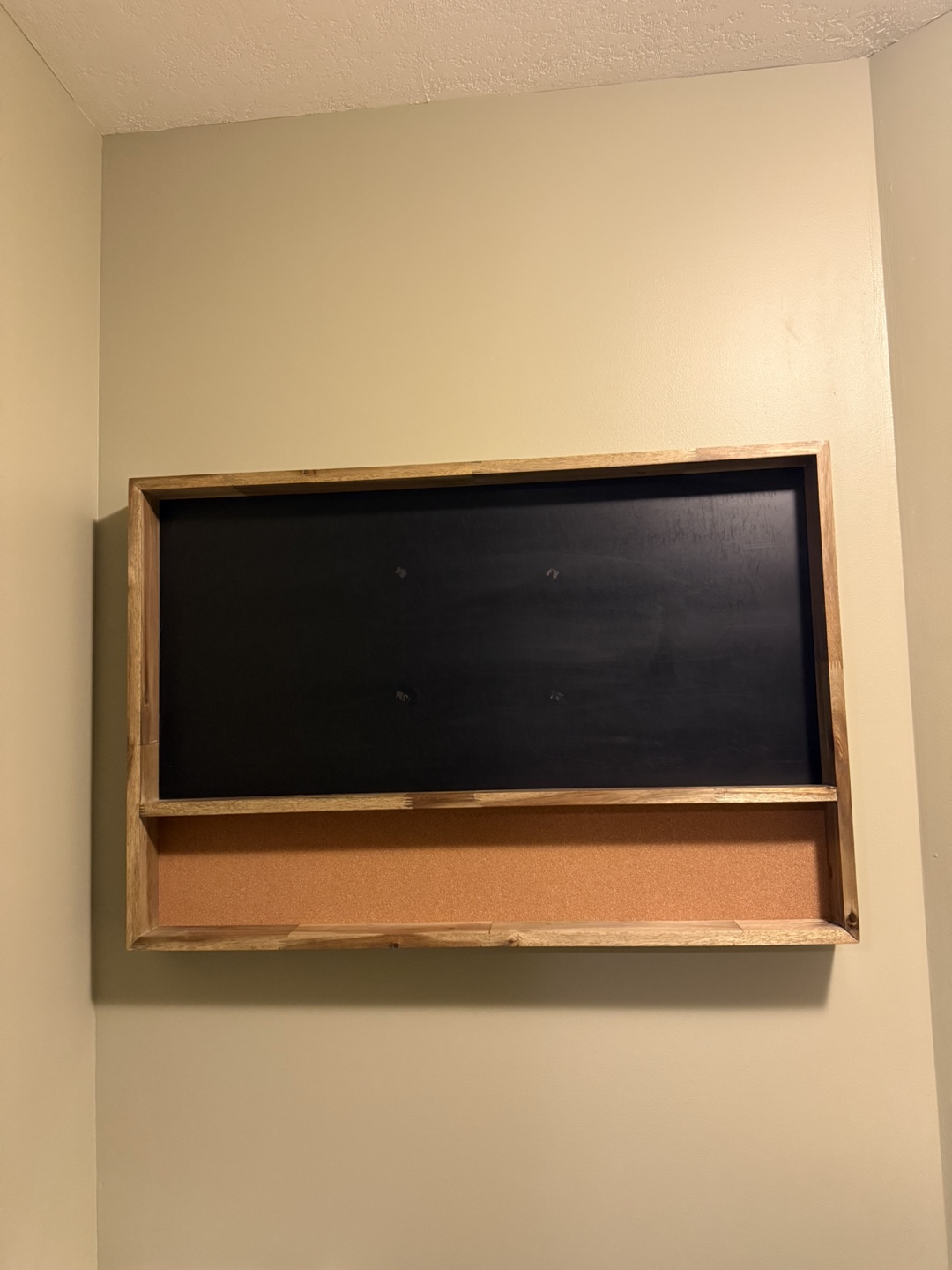 Wooden Framed Chalkboard and Cork Board Organizer