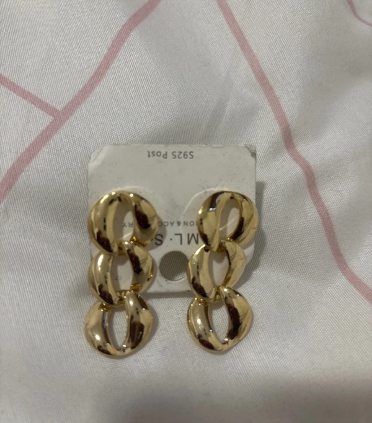 ML&S Gold Tone Chain Link Drop Earrings
