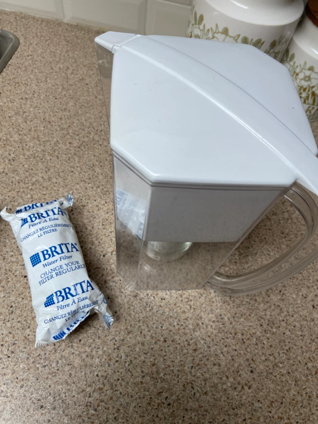 🏆Brita Water Filter Pitcher with 2 Filters - photo 4