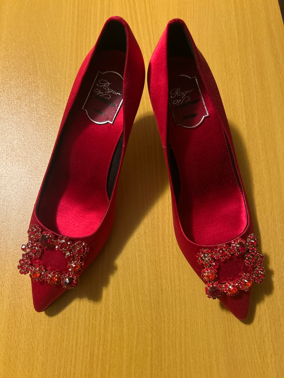 🏆Roger Vivier Red Satin Heels with Crystal Buckle Size🏆 39 - photo 4