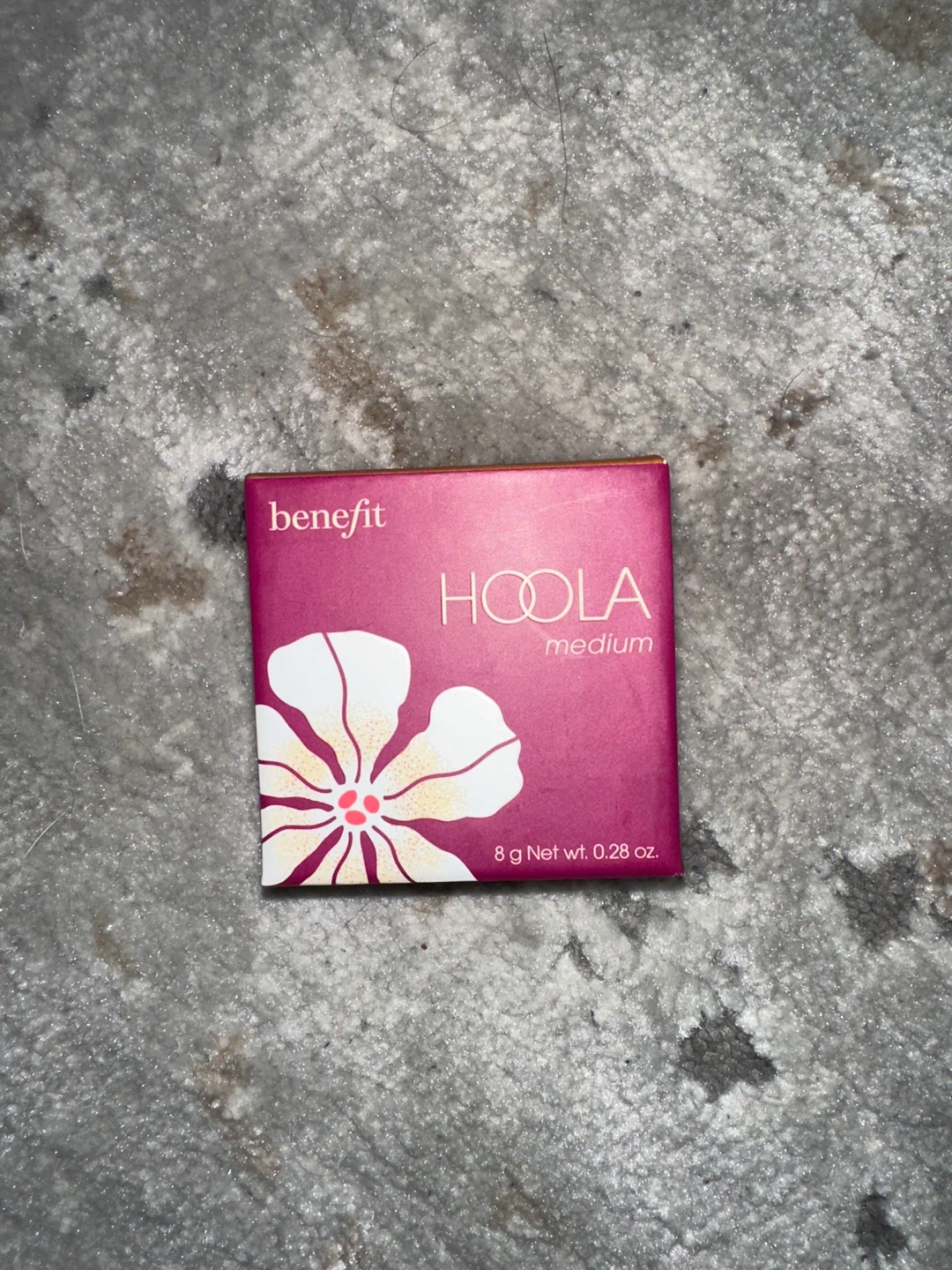 New Benefit Cosmetics Hoola Matte Powder Bronzer in Medium Deep