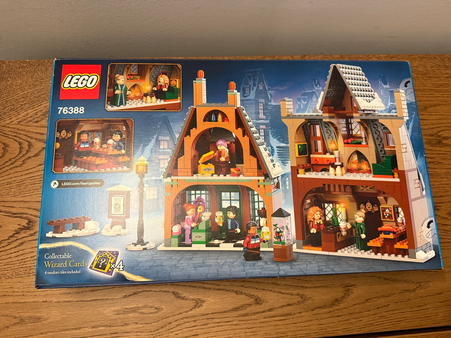 LEGO Harry Potter 76388 Hogsmeade Village Visit - photo 2