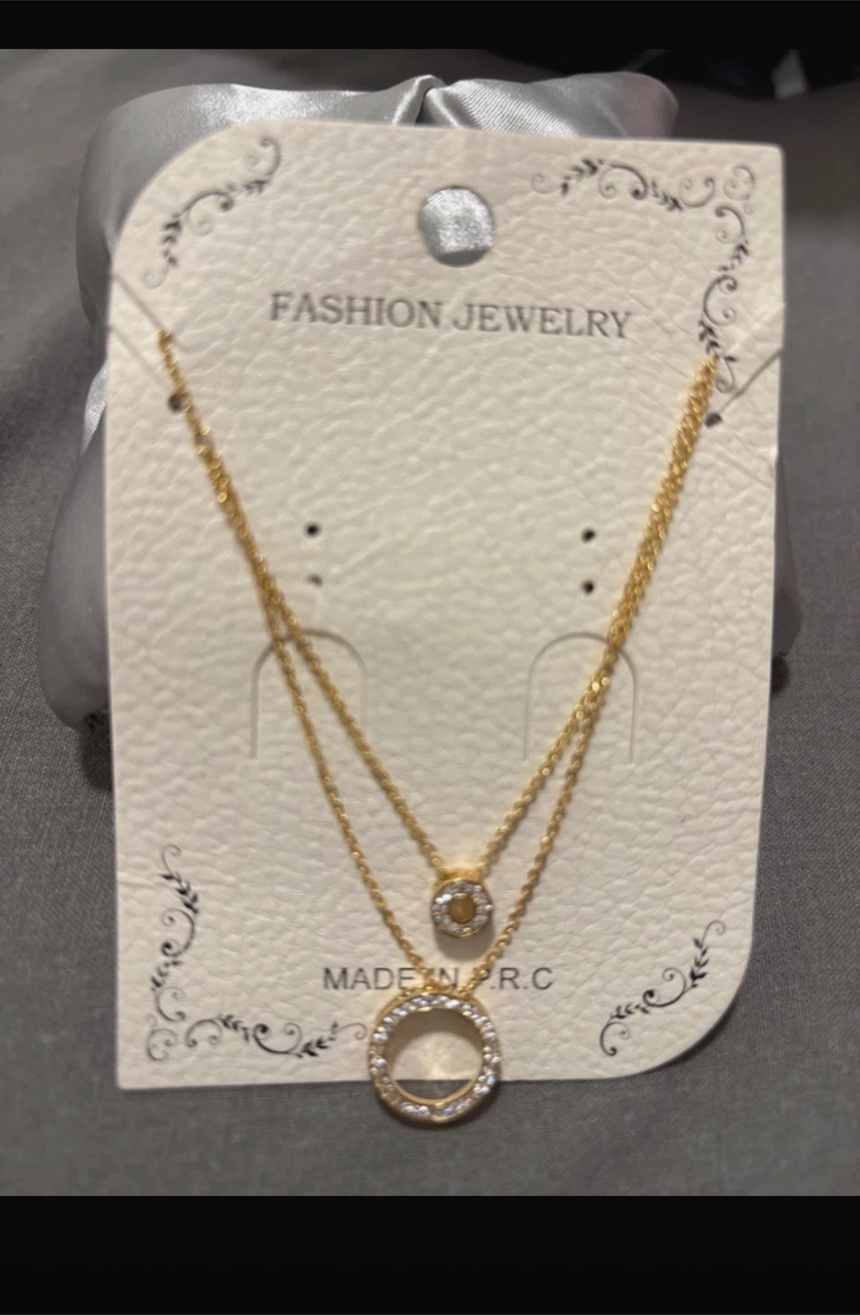 Layered Pendant Necklace with Rhinestones