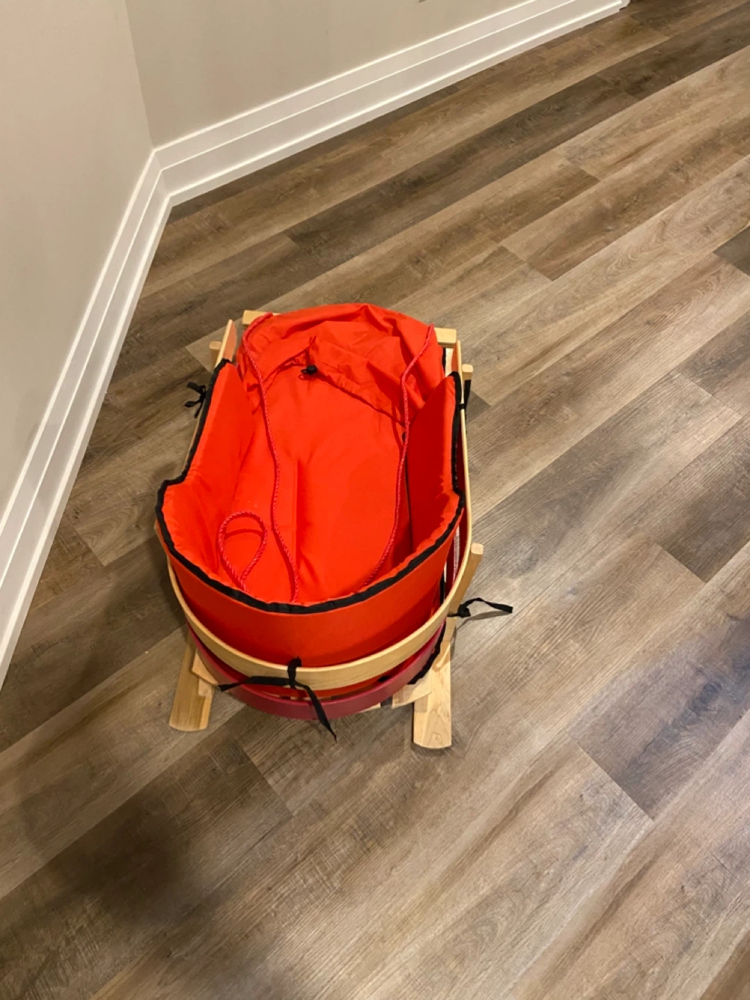 🏆Baby Bassinet with Wooden Sled