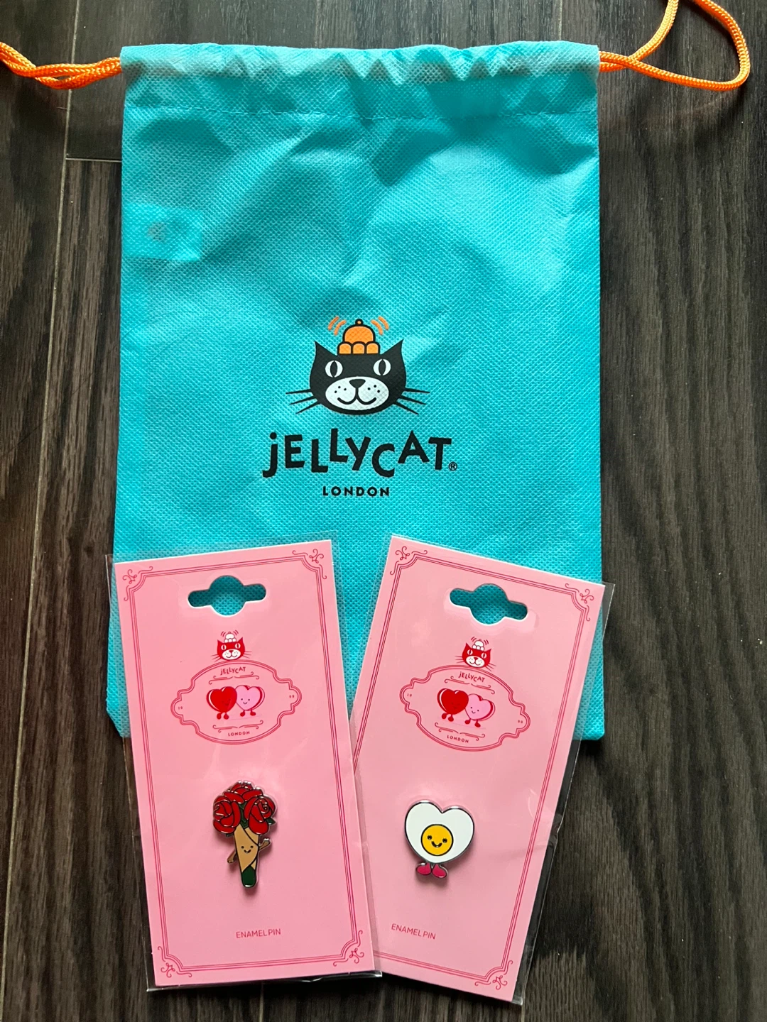 Jellycat Enamel Pins - Rose Bouquet & Fried Egg - photo 2