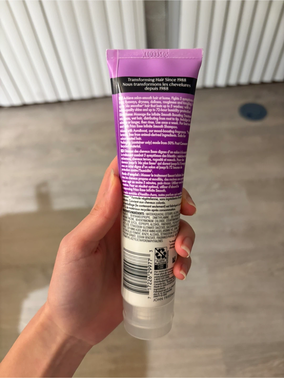 John Frieda Frizz Ease Infinite Smooth Treatment 150mL - photo 2