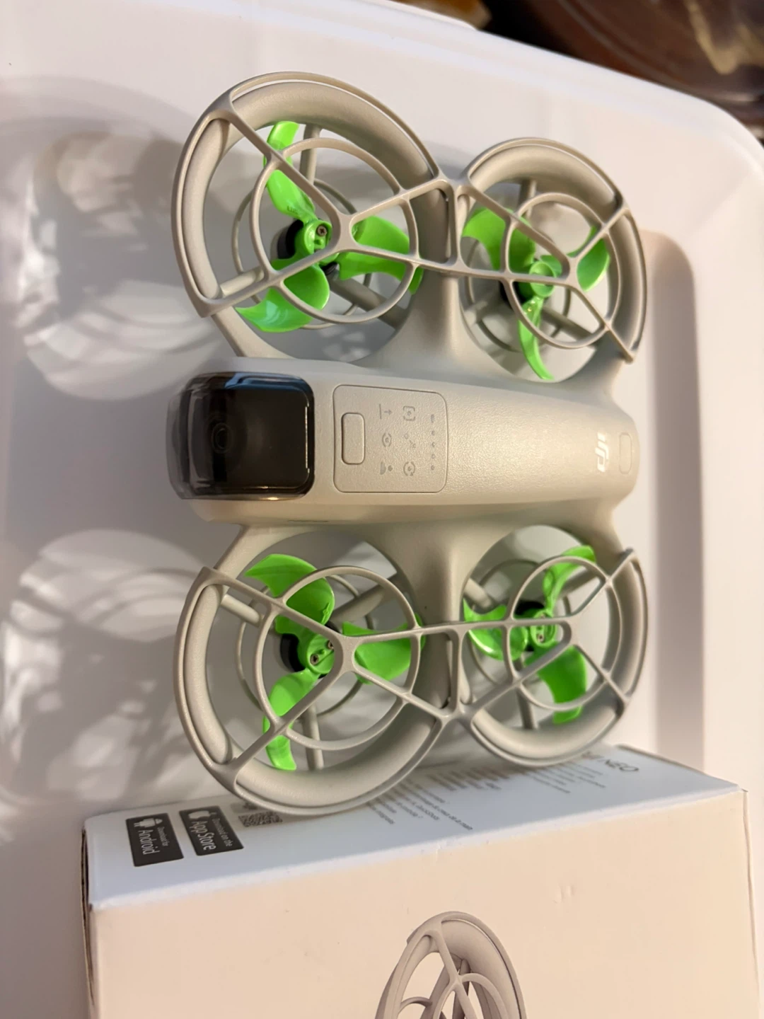 DJI Neo - photo 2