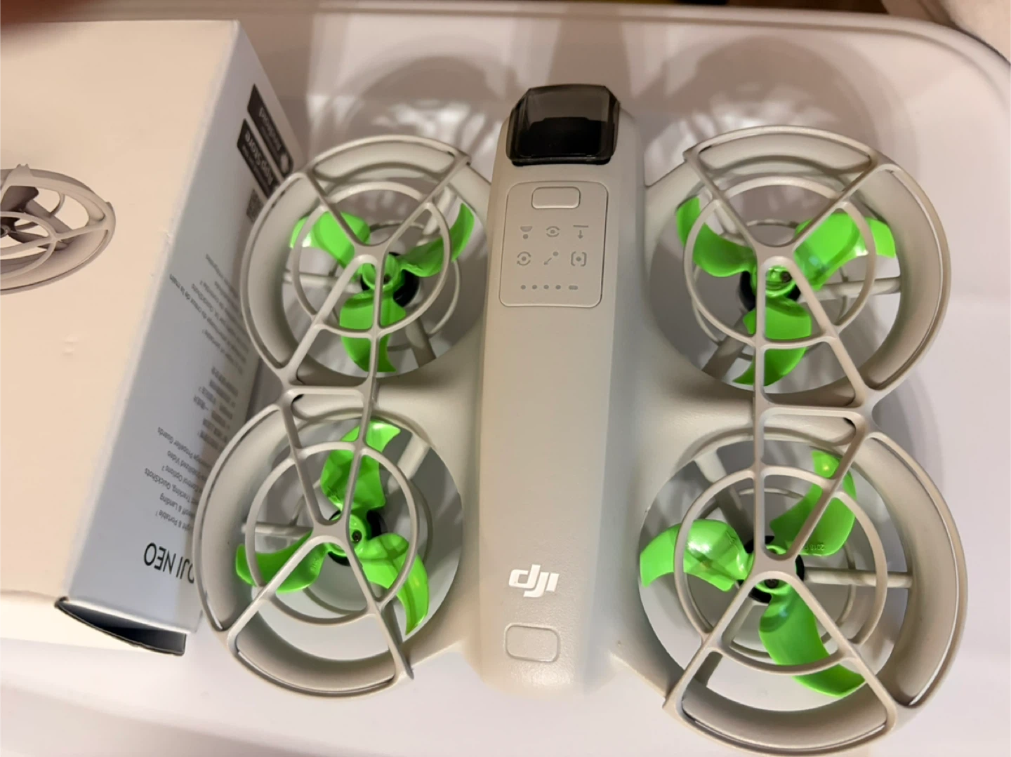 DJI Neo