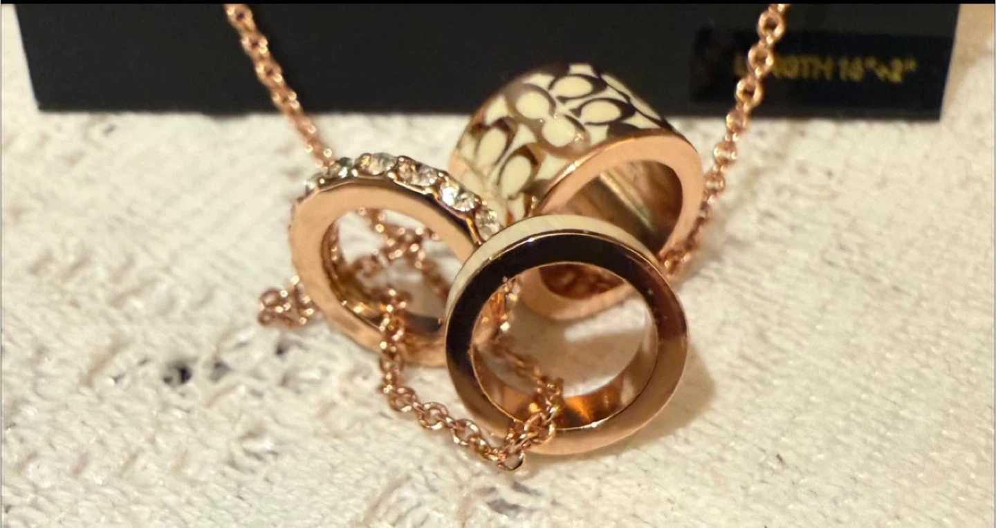 💝Authentic COACH Necklace/Beautiful in original condition! - photo 3