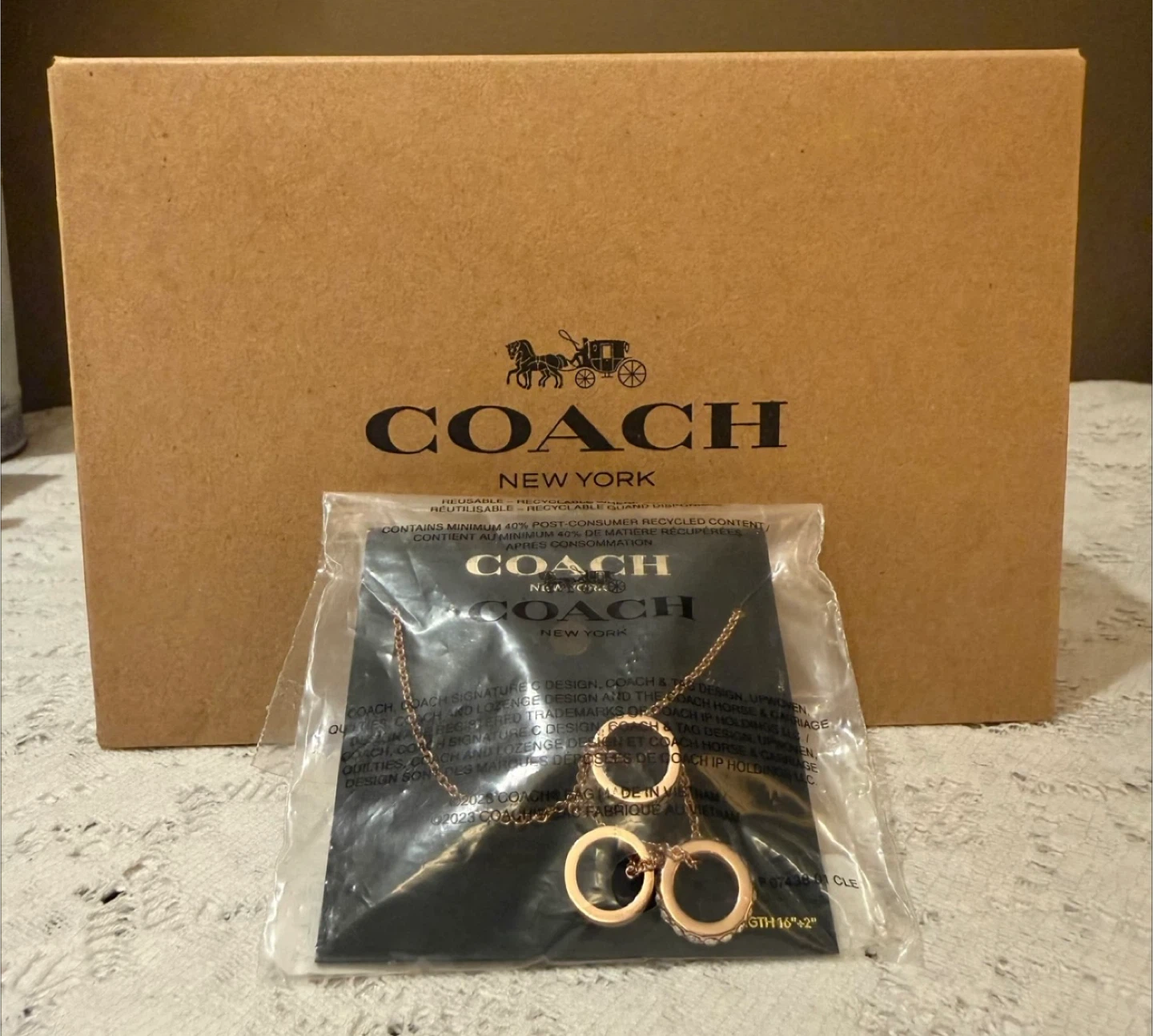 💝Authentic COACH Necklace/Beautiful in original condition!