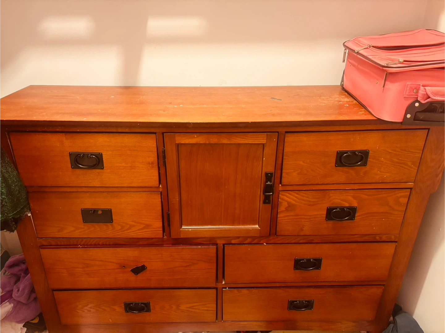 Dresser with 8 Drawers & Cabinet , + 2 Matching Side Tables