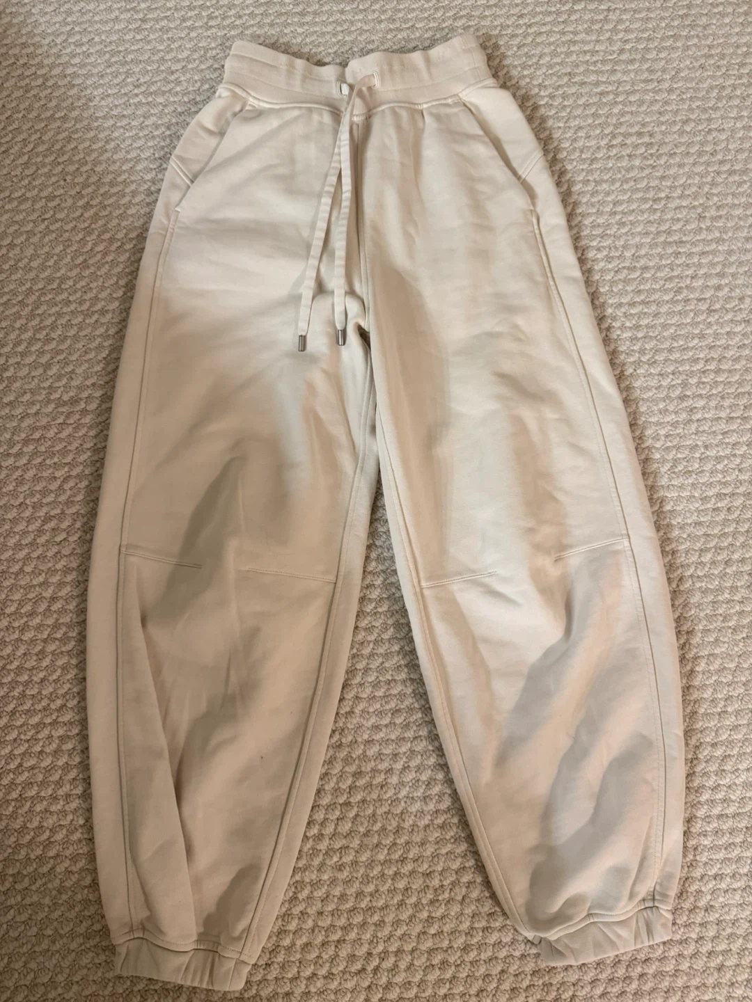 Lululemon High Rise Scuba Jogger in Cream - photo 2
