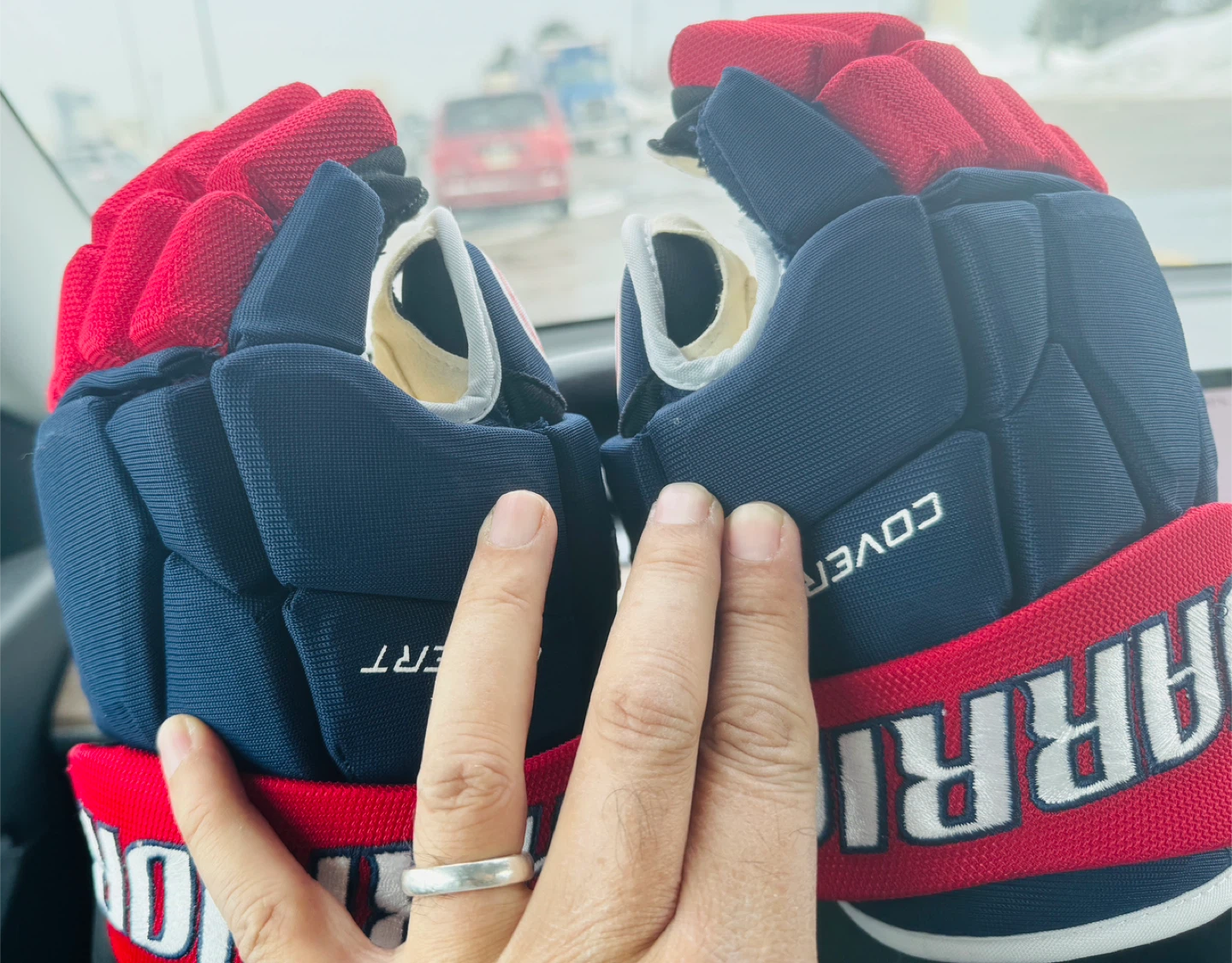 Warrior Covert Hockey Gloves JR 10"-25CM - photo 5