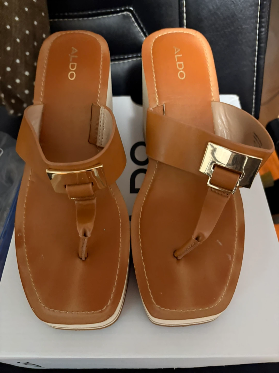ALDO Women's Brown Wedge Thong Sandals - photo 3