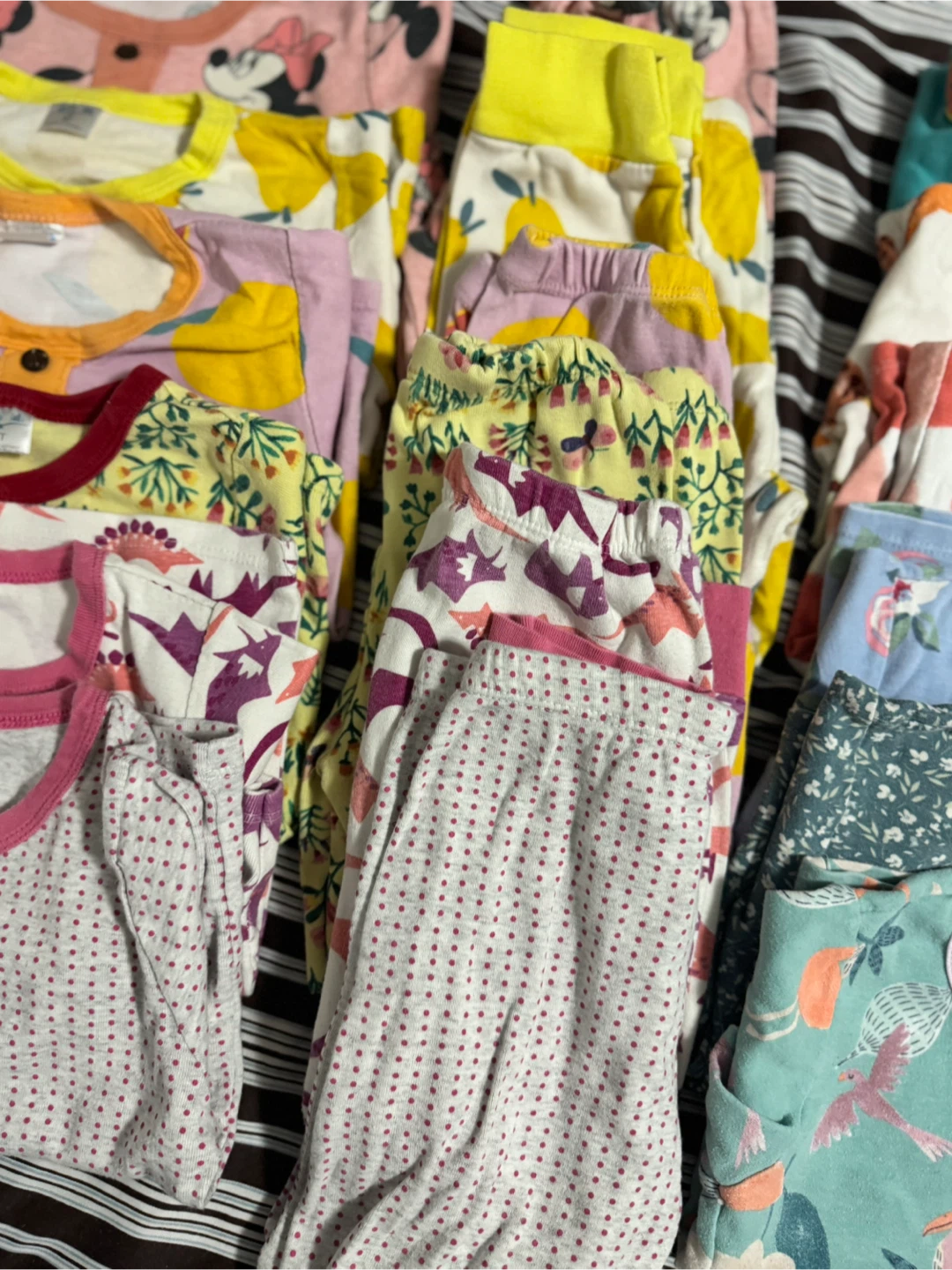 Bundle of Kids' Pajama sets - photo 4