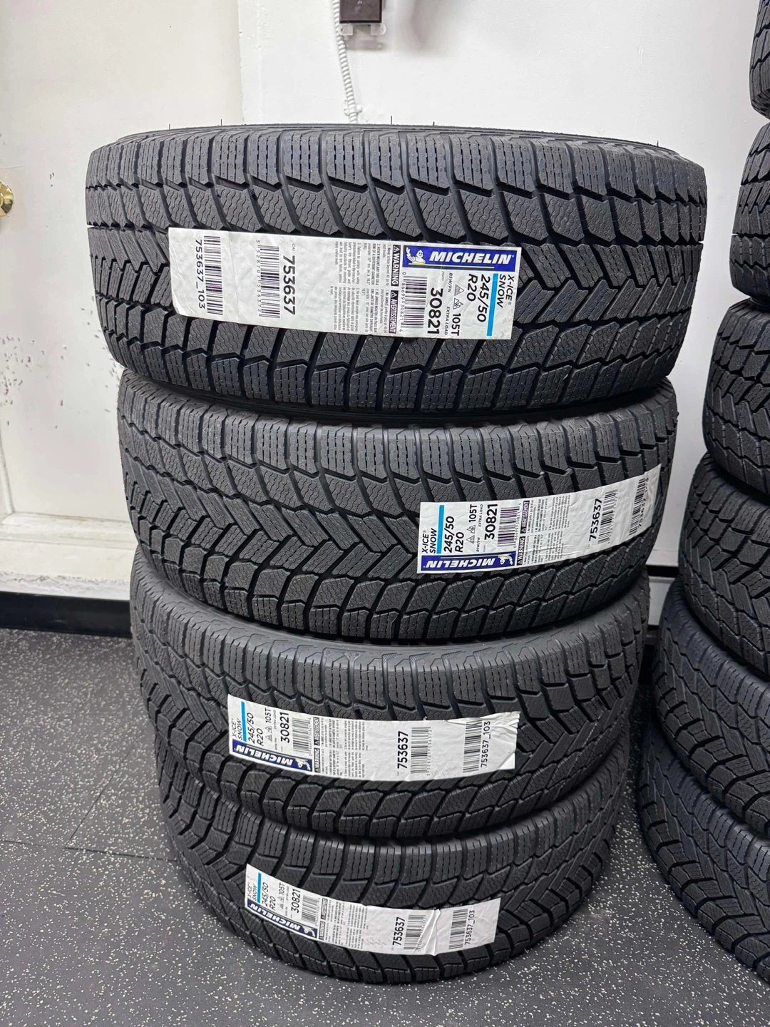 Michelin X-Ice Snow Winter Tires - 245/50R20