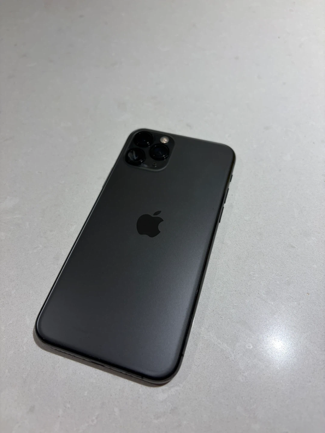 Apple iPhone 11 Pro Max (Used)