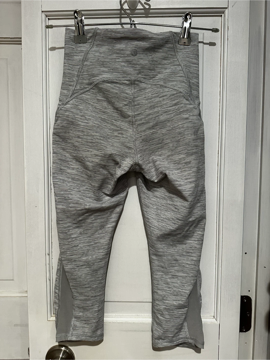 Lululemon Train Times 17” Cropped Leggings Size 2 🏆 - photo 5