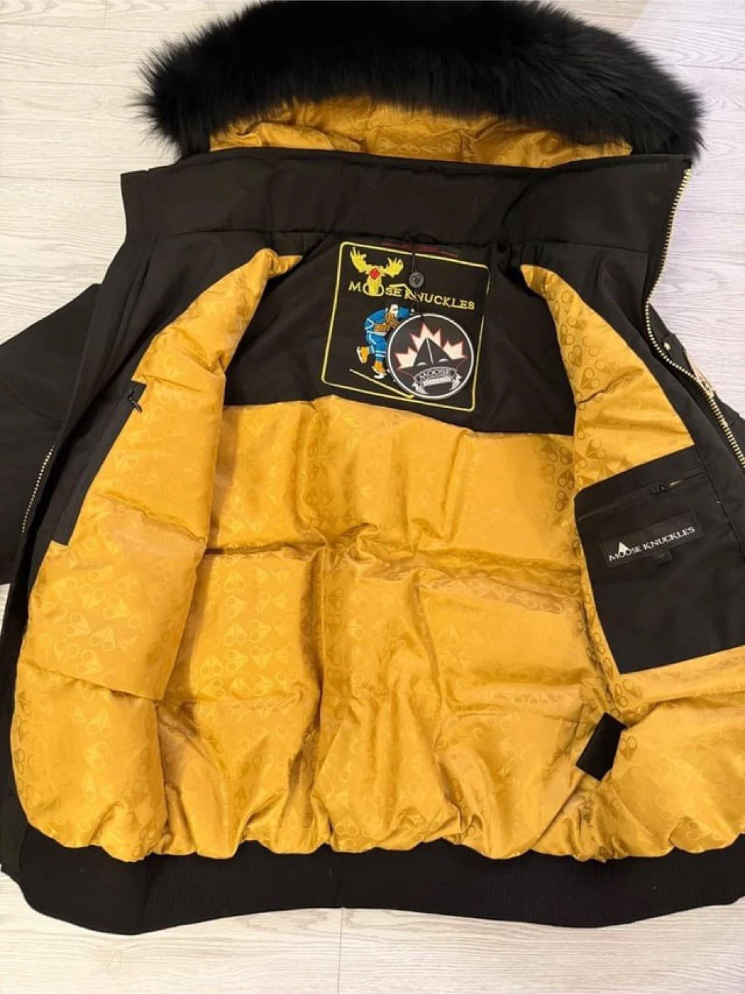 Moose Knuckles Bomber Jacket size XL - photo 5