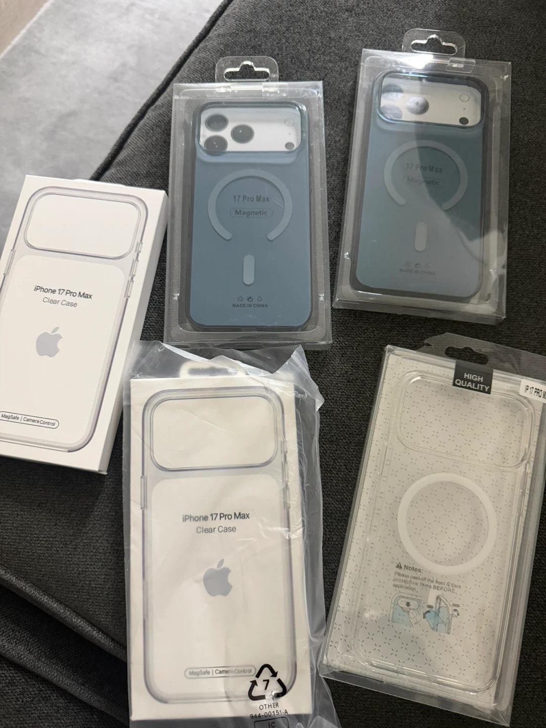 iPhone 17 Pro Max Clear Case - photo 4