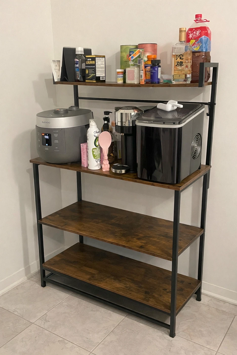 Kitchen shelf