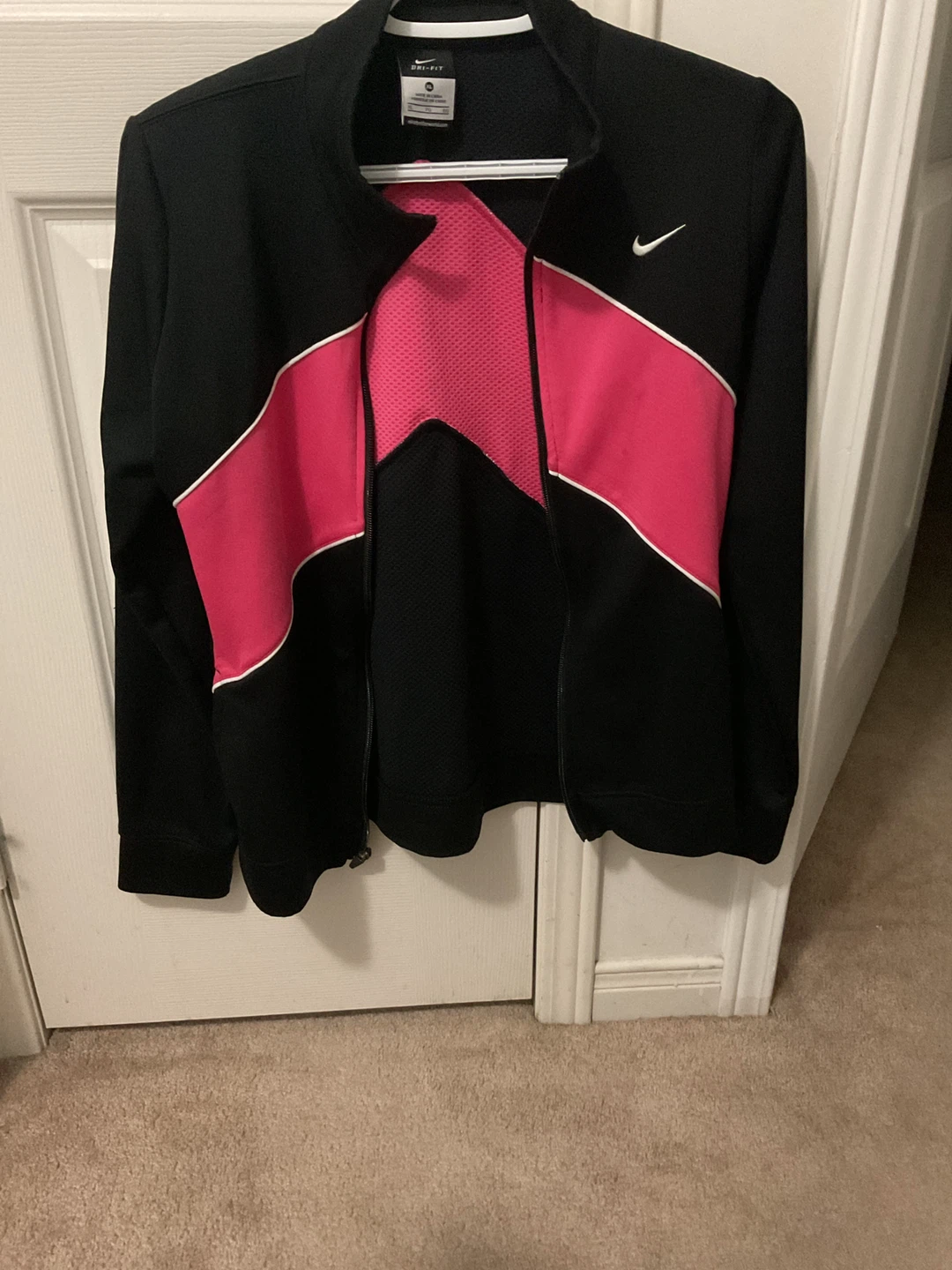 Girl’s Nike Dri-FIT Track Jacket (XL) 🏆